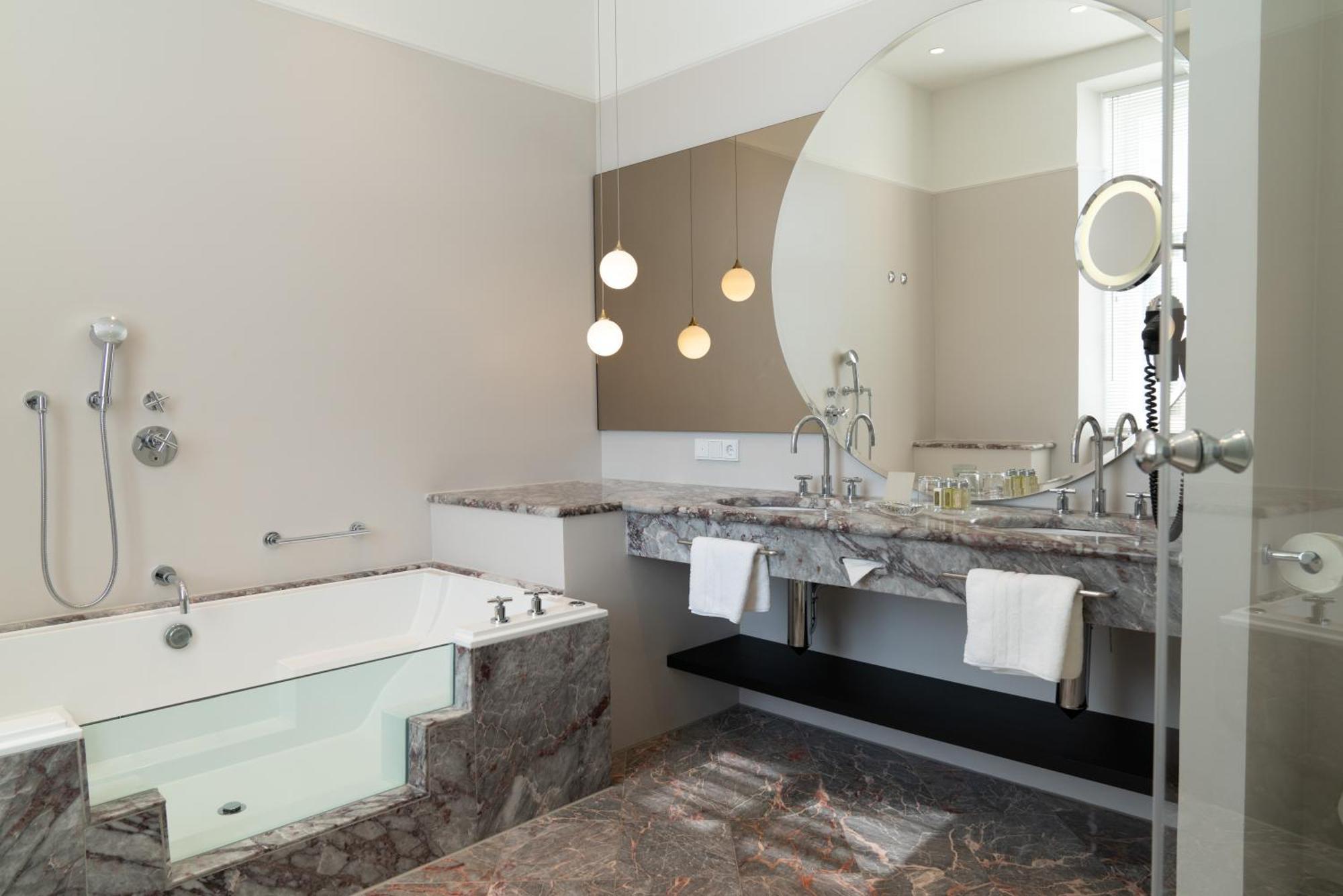 Das טגרנסה מראה חיצוני תמונה Bathroom